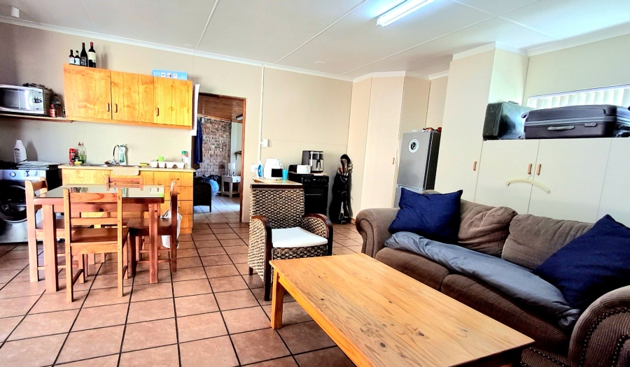 7 Bedroom Property for Sale in Heather Park Western Cape